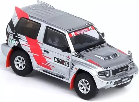 Solid Inno Models Mitsubishi Pajero Evolution RALLIART Silver Готовый продукт 1/64 серебряный