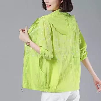 Солнцезащитная одежда большого размера, женская летняя модная свободная повседневная дышащая тонкая солнцезащитная одежда с длинными рукавами и принтом, куртка женская M красный