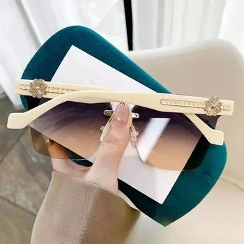 Солнцезащитные очки для девочек с градиентной отделкой без рамок и роскошными солнцезащитными очками для знаменитостей в Интернете.