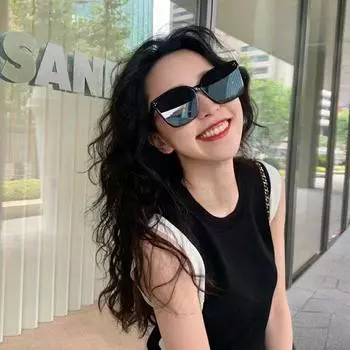 Солнцезащитные очки квадратные маленькие трехточечные солнцезащитные очки мужские и женские очки с защитой от прилива и ультрафиолета