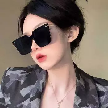 Солнцезащитные очки с защитой от ультрафиолета в одном стиле для мужчин и женщин