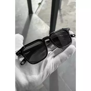 Солнцезащитные очки унисекс нового сезона