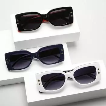 Солнцезащитные очки знаменитостей в большой оправе в Интернете. Простые корректирующие солнцезащитные очки. Солнцезащитные очки для фотосессии на природе. UV400