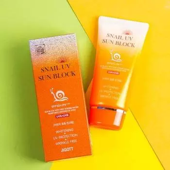 Солнцезащитный крем Snail UV SPF50 PA+++ 70 мл