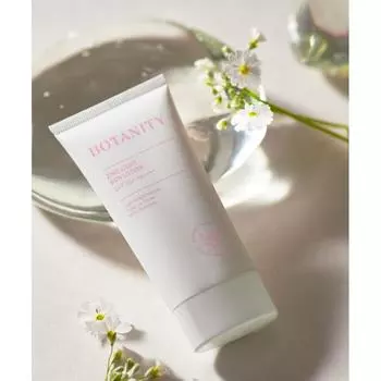 Солнцезащитный лосьон Botanity Zinc Light 50 мл Spf 50+ Pa++++ Natural Tone Up Sun Cream NONE