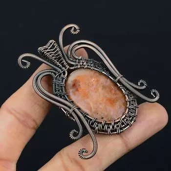 Солнечный камень в форме бабочки, драгоценный камень из чистой медной проволоки, обернутый ручной подвеской, ювелирные изделия для подарка 2.56 Inches оранжевый