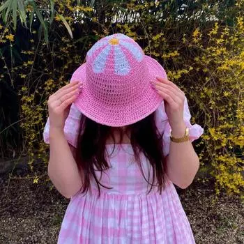 Соломенная шляпа с цветочным кружевом и солнцезащитным кантом, свежая и универсальная, соломенная шляпа со шнуровкой в одном стиле для детей и взрослых