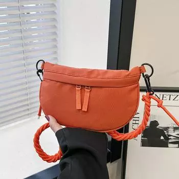 South Korea s new niche design bag fashion girls small satchel casual breast bag Jian simple personality shoulder messenger bag чёрный