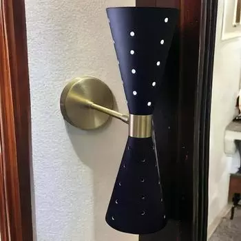 Современная атомная бабочка в стиле середины века, двухконусная черная настенная лампа-бра с вилкой