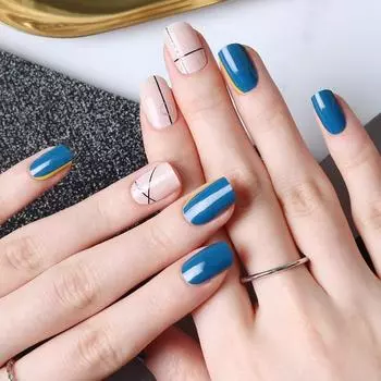 Современная наклейка для ногтей Glossy Blossom Gel Shine Strip, 1 шт., City Hall Blue