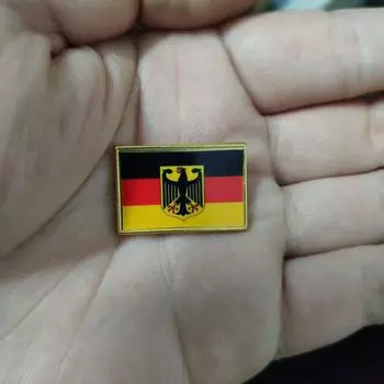 Современная немецкая брошь с национальным флагом, национальный герб, орел, цинковый сплав с покрытием из ПВХ, размер 2,5 см * 1,5 см, легкий, роскошный, в том же стиле