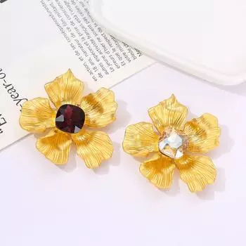 Современная преувеличенная искусственная хрустальная брошь-цветок, темпераментная многоличностная булавка-роза, аксессуары