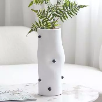 Современное искусство Необычные украшения для маленьких ваз Гостиная Вход в отель Модель комнаты Цветочная композиция Черный горошек Цветочное устройство Украшения