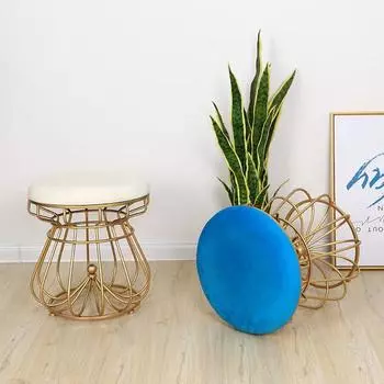 Современные круглые табуреты Crown, стулья для спальни, стулья для макияжа из золотого железа, обеденная скамья, небольшой табурет, пуф, мебель синий