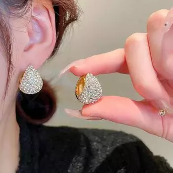 Современные высококачественные серьги-капли с блестящими бриллиантами 2025 года для женщин — роскошный, универсальный модный аксессуар teardrop diamond