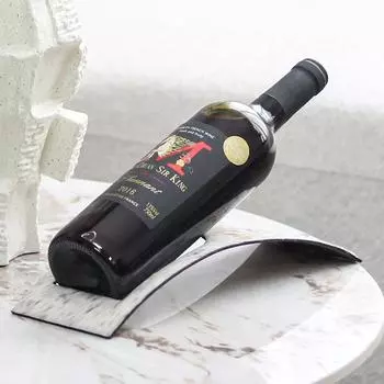 Современный светлый роскошный плюшевый кожаный винный шкаф, стойка для хранения красного вина, витрина, элитный ресторан, отель, модель, украшения для комнаты Fluffy red wine rack M101923