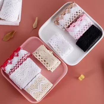 Создайте потрясающие украшения с помощью 10/90/180 метров хлопковой кружевной отделки, идеально подходящей для штор, скатертей и диванных подушек. 2.5cm чёрный