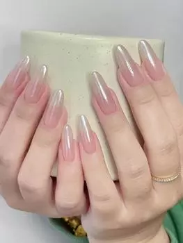 Создайте потрясающий и долговечный нейл-арт с помощью нашей пудры Aurora