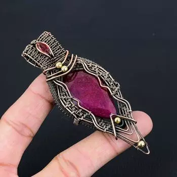 Созданный в лаборатории рубиновый драгоценный камень из чистой медной проволоки, обернутый ювелирными изделиями ручной работы 3.74 Inches розовый