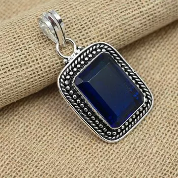 Созданный в лаборатории синий сапфировый драгоценный камень стерлингового серебра 925 пробы Ювелирные изделия ручной работы Юбилейный подарок Подвеска 1.77 Inches синий
