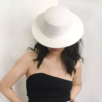 Специально для шерстяной шляпы с плоским верхом, с большими полями, универсальной фетровой шляпы, женской французской ретро-универсал One Size