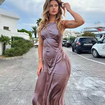 Spice Girl Wind Повседневное популярное платье с глубоким вырезом и бретелькой на шее с принтом, серебряная веревка с завязками на шее, модный дизайн, смысл из двух частей, европейский и американский стиль S темно-коричневого