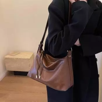 Сплошная цветная пригородная сумка на плечо большой вместимости, женская кожаная сумка через плечо, сумка для подмышек, сумка для клецок для женщин белый