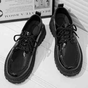 Сплошные мужские туфли для вождения, четырехсезонные новые стильные дышащие мужские туфли в горошек, кроссовки, деловая обувь, рабочая обувь, модельные туфли 44 чёрный