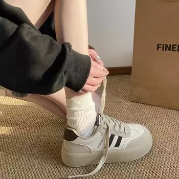 sponge cakes and popular lightweight and heightened platform white shoes for women s 2025 new spring students retro low-top board shoes 35 красный