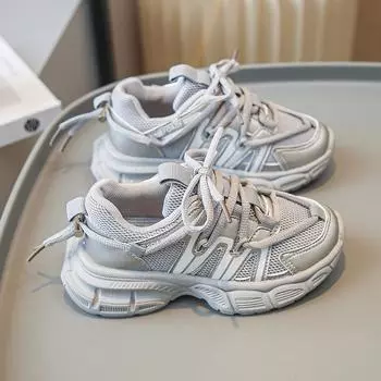 Спортивная обувь для девочек 2023 года, весна, новые детские модные дышащие кроссовки на толстой подошве для детей, нескользящие повседневные кроссовки для мальчиков 26 чёрный