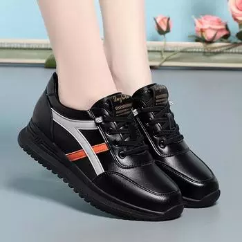 Спортивная женская обувь 2024 года, новая женская обувь с мягкой подошвой для мам среднего и пожилого возраста, обувь на плоской подошве для путешествий и отдыха 35