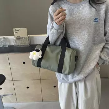 Спортивная женская сумка через плечо большой емкости розовый