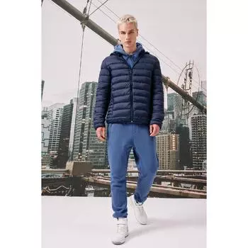 Спортивные брюки обычного кроя с карманами