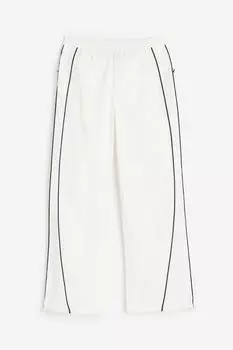 спортивные брюки с окантовкой