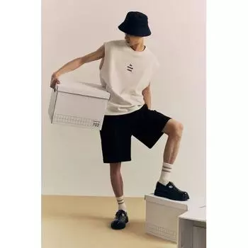 Спортивные шорты свободного кроя со складками HM, черные