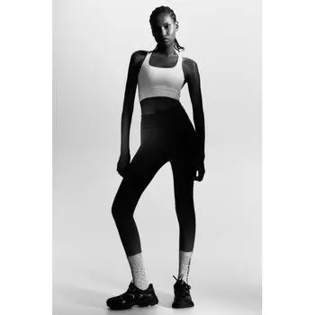 Спортивный бюстгальтер средней поддержки HM DryMove, белый