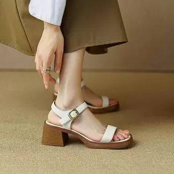 Spot Goods Сандалии из спилковой кожи на платформе Новые ретро-сандалии Женские сандалии Летняя обувь на каблуке Женская обувь с пряжкой на ремне 35 вино красного