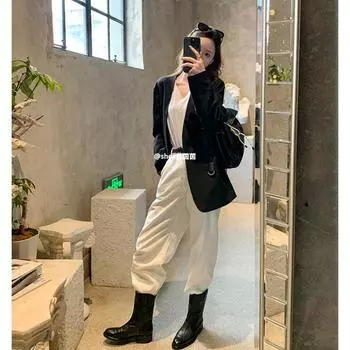 Spot Su Yinyin of the same style~ Washed horse leather V-mouth western boots thick heel short boots women s desert boots Martin boots women s winter 35 чёрный