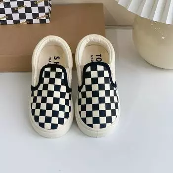 Spring and autumn children pedal black and white canvas shoes, boys and girls soft-soled breathable checkerboard shoes, baby shoes Inner length 14.0cm 21 yards
