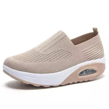 Spring and autumn women s new casual sports shoes thick sole breathable cover wear oversized women s shoes walking loafers36-43 36