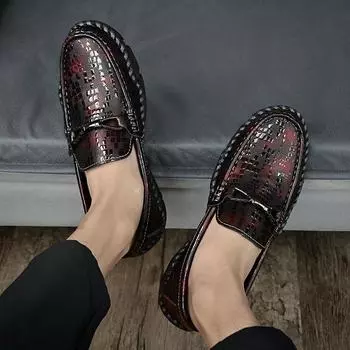 Spring and summer 2025 new outdoor popular large size casual leather men s shoes pure hand-sewn Doudou leather shoes 38 синий