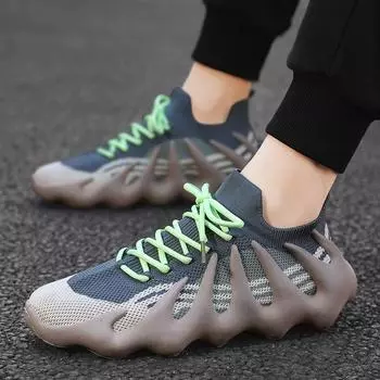 Spring and summer coconut shoes men s 2024 new trendy casual sports shoes men s soft-soled fly-woven mesh trendy shoes students 39