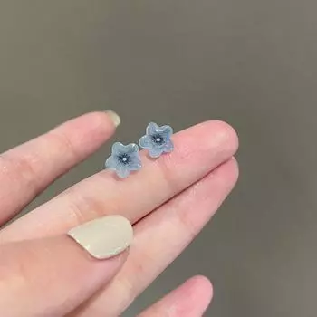 Spring and Summer Dopamine Bluish Grey Flower Stud Earrings Niche Unique Earrings Plastic Anti-Allergy Women Ear Clip Mori look Fairy Beautiful Pair of plastic needles