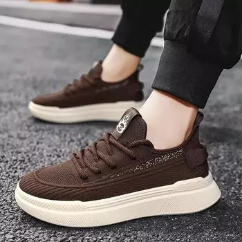 Spring and summer new fly-woven mesh men s shoes are fashionable, lightweight and breathable, comfortable sports shoes are suitable for soft-soled men 39