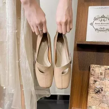 Spring and summer new women s shoes European and American fashion square head thick heel commuting single shoes square buckle comfortable work sh 35 чёрный