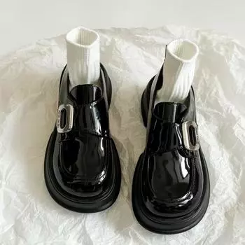 Spring Autumn Fashion Platform Buckle Ladies Loafers Designer New Soft Leather Round Head British Style Casual Women s Shoes 35