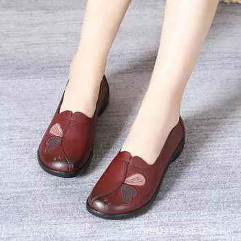 Spring Autumn Season New Shallow Mouth Casual Shoes Round Head Embroidered Shoes Middle and Elderly Soft Sole Women s Flat Shoes 35
