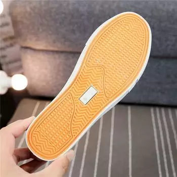 Spring canvas shoes women s lazy shoes casual shoes flat-soled cloth shoes little white shoes women s shoes Korean version of platform loafers 35