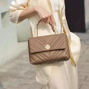 Spring High-end Leather-sensitive Women s Crossbody Bag, Handbag, Commuter Chain Bag 25*19*7CM