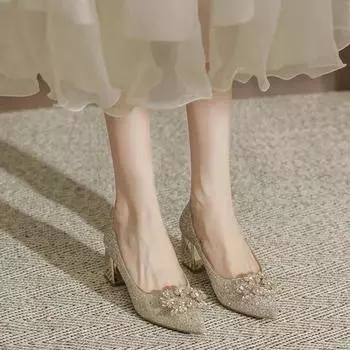 Весенние женские туфли с острым носком, сандалии Crystal Fairy Wind, стразы, прозрачный толстый каблук, мода 34 золотой